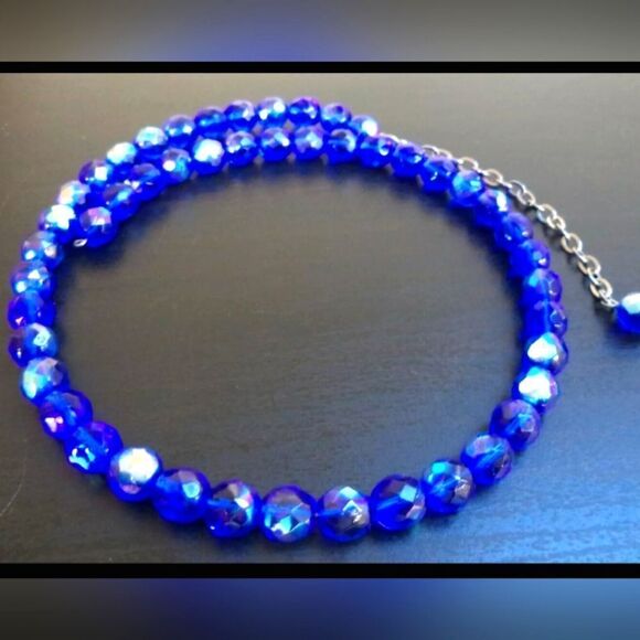 VINTAGE HIGH END AB BLUE GLASS BEADED CHOKER NECKLACE - Picture 1 of 1